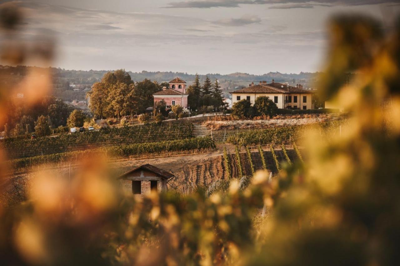 Agriturismo Tenuta La Romana Nizza Monferrato Kültér fotó