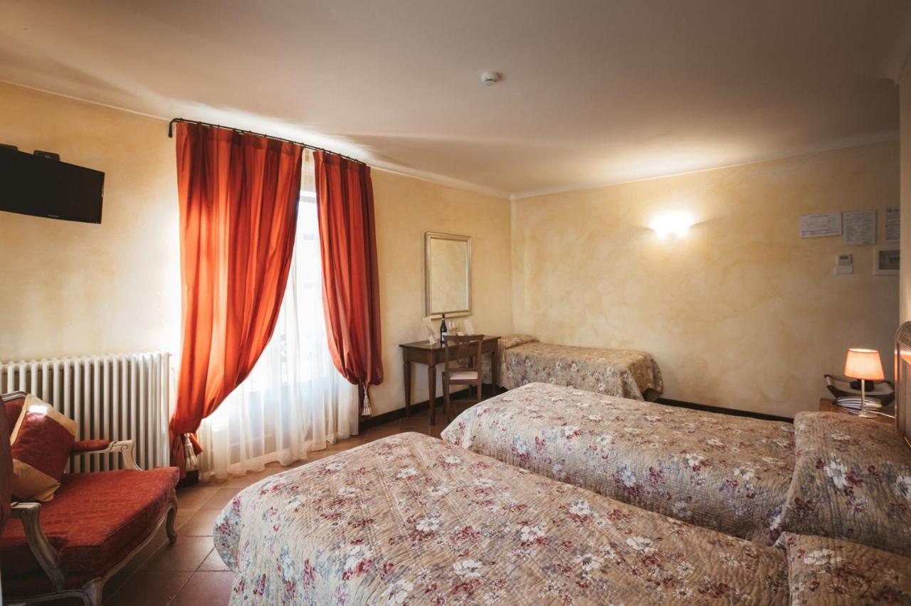 Agriturismo Tenuta La Romana Nizza Monferrato Kültér fotó