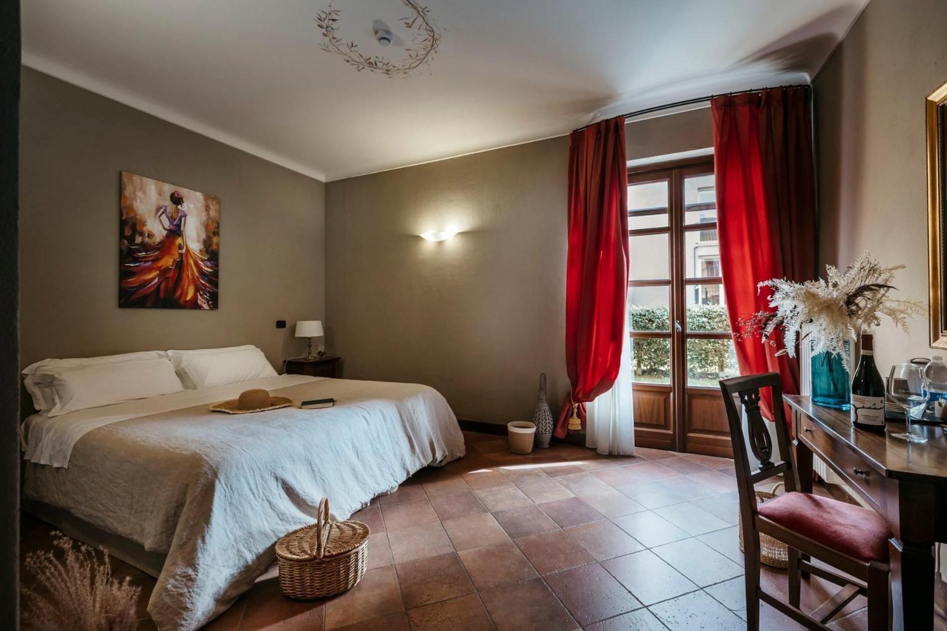 Agriturismo Tenuta La Romana Nizza Monferrato Szoba fotó